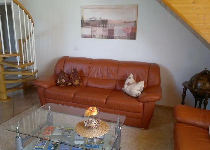 Апартаменты Ferienwohnung Wolfersdorf *